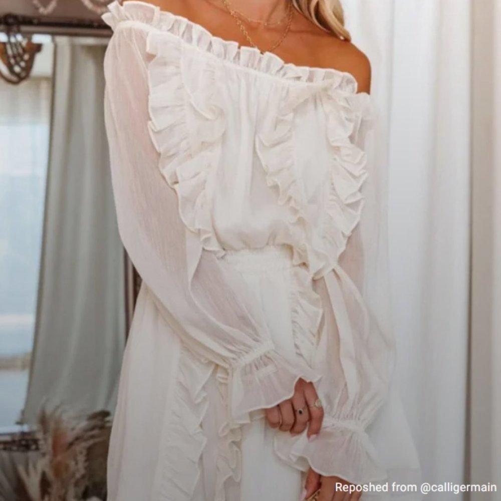 VICI - SHANIE RUFFLE OFF THE SHOULDER DRESS